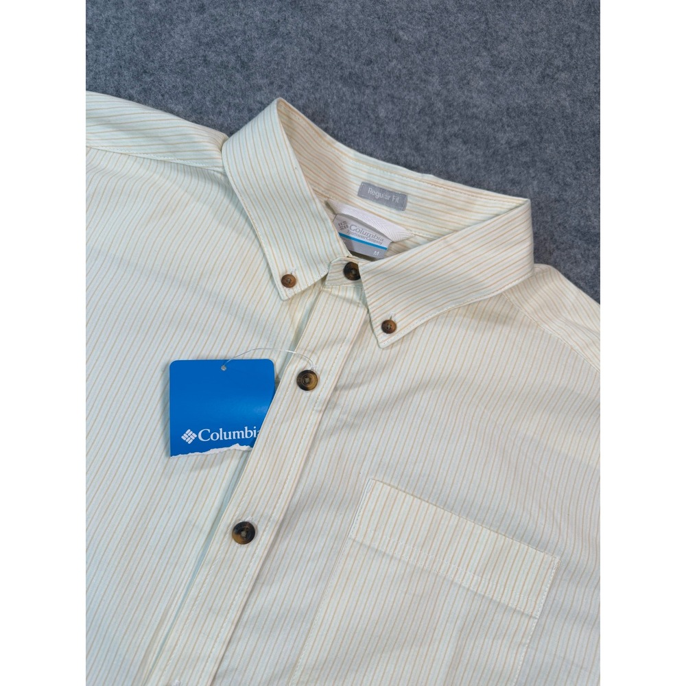 Columbia Mens Short Sleeve Pinstripe‎ Button Down Shirt Orange Cream M